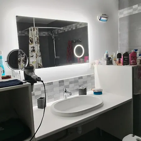 Magistic Handi Apartment